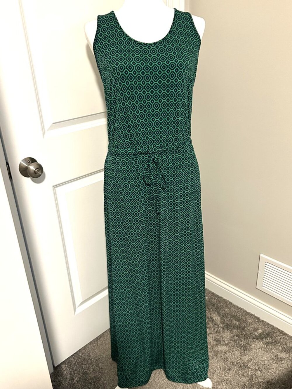 Banana Republic Factory green geometric maxi dress, size M - Picture 2 of 6